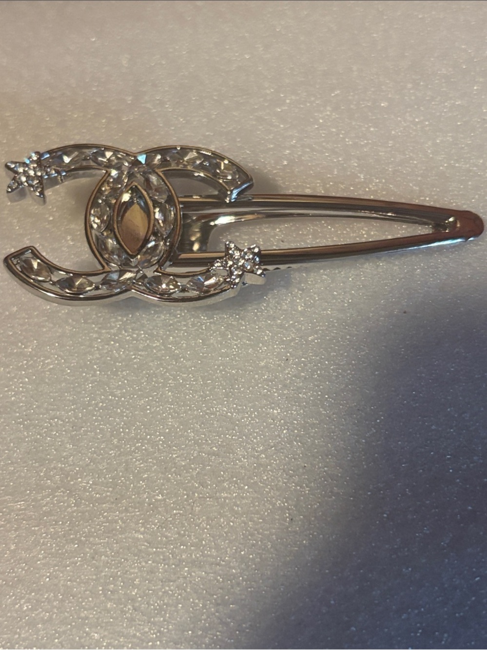 CHANEL Silver Crystal CC Logo Hair Clip - Picture 2 of 8